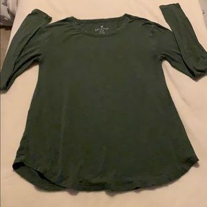 American Eagle Long Sleeve T-shirt